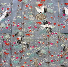江戸縮緬：日本刺繍の着物